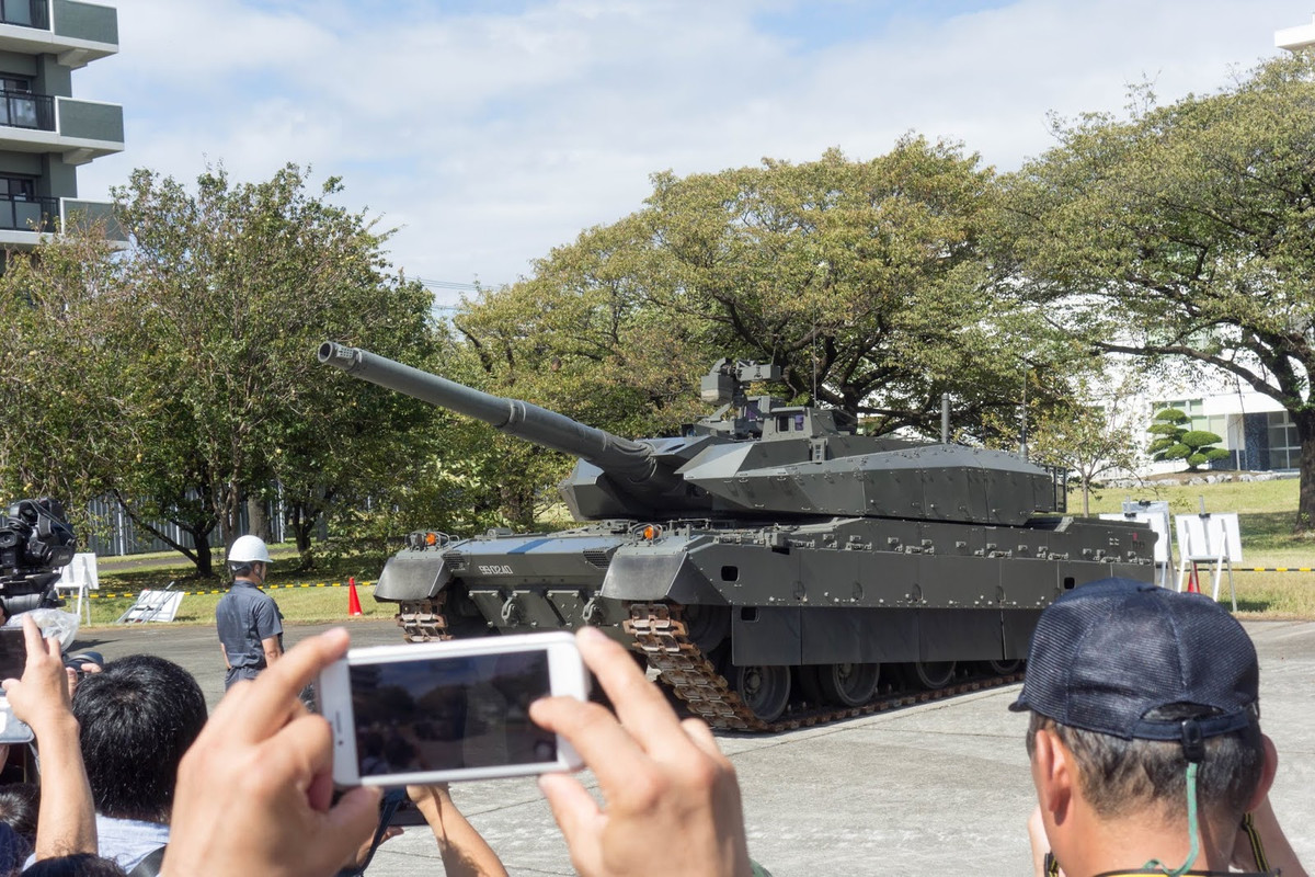 Trong ảnh, hệ thống truyền động của Type 10 “quỳ” một phần khiến người dân nước này vô cùng thích thú. Nguồn ảnh: bmpd