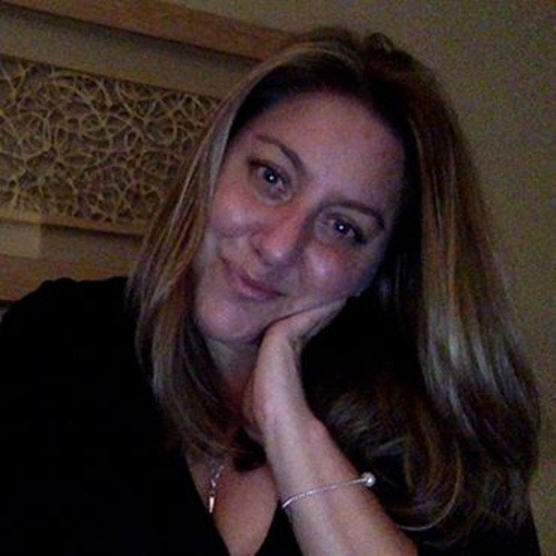 Giup nguoi dan ong quen vi, co gai nhan duoc mon qua bat ngo