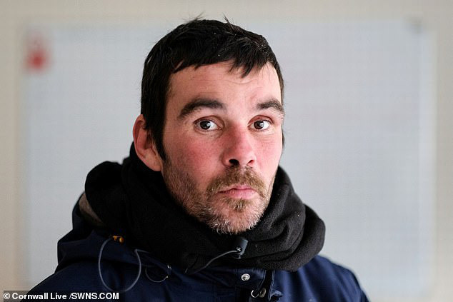 Tiet lo ly do khien con trai trieu phu 'an bo o bui' suot 20 nam