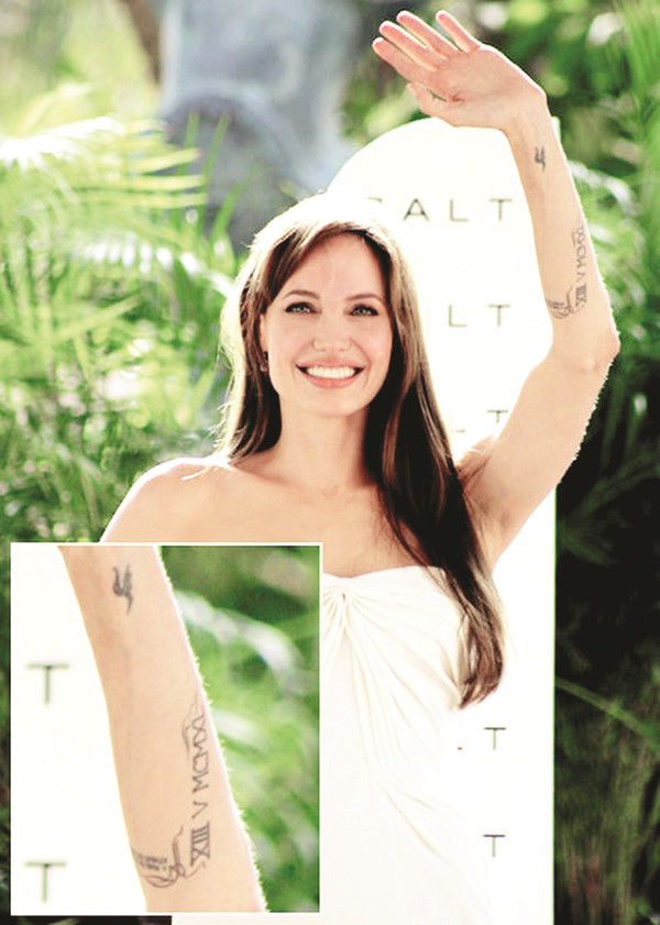 Giai ma nhung hinh xam cua Angelina Jolie-Hinh-2