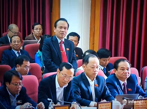 Chat van Giam doc So KHDT Ha Tinh, hoi truong nhieu phen “cuoi nghieng nga“-Hinh-3