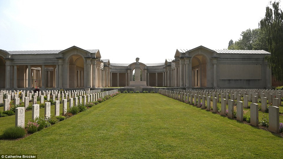 Nhờ vậy, quân đội Anh đã dành được một số lợi thế trong cuộc chiến với quân Đức tại Arras.