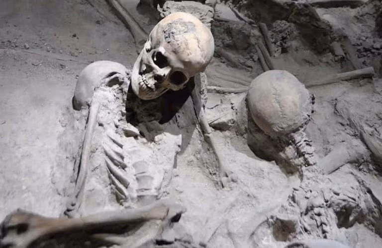 Các chuyên gia đã phục dựng gương mặt của một nạn nhân xấu số thiệt mạng trong vụ phun trào núi lửa trên.