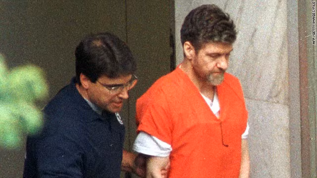 Sau khi tốt nghiệp Harvard, Kaczynski tiếp tục nhận được bằng tiếng sĩ toán học tại Đại học Michigan. Năm 25 tuổi , Kaczynski trở thành giáo sư trẻ tuổi nhất tại Đại học California.