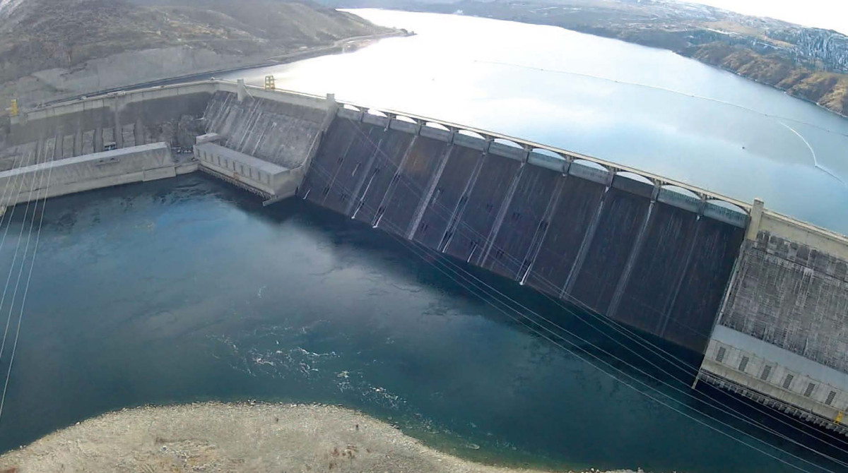 Các chuyên gia đánh giá Grand Coulee là một trong những kết cấu bê tông lớn nhất thế giới.