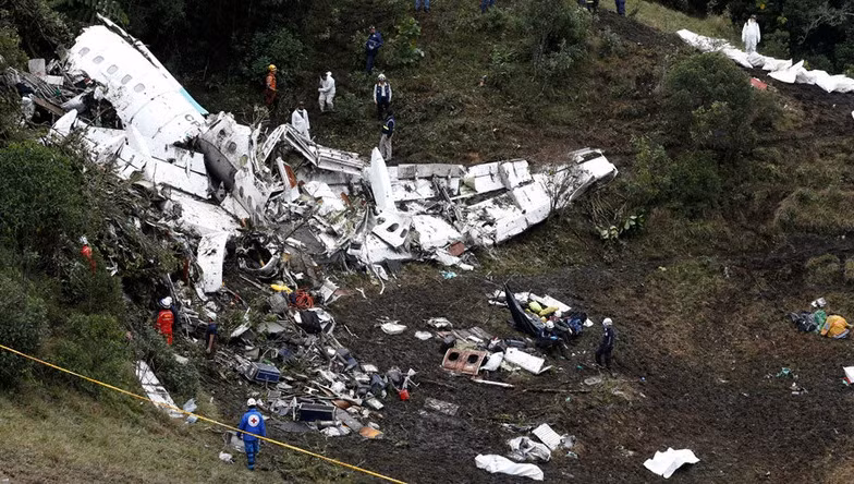 Vụ tai nạn này khiến 71 người thiệt mạng, trong đó phần lớn nạn nhân là các cầu thủ và ban huấn luyện của đội bóng.