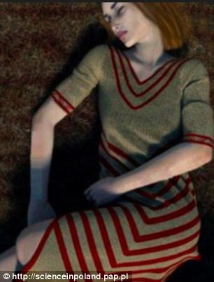 Điều này cho thấy người xưa đã mở ngôi mộ để tiến hành việc trang trí những hình vẽ trên hài cốt người phụ nữ.