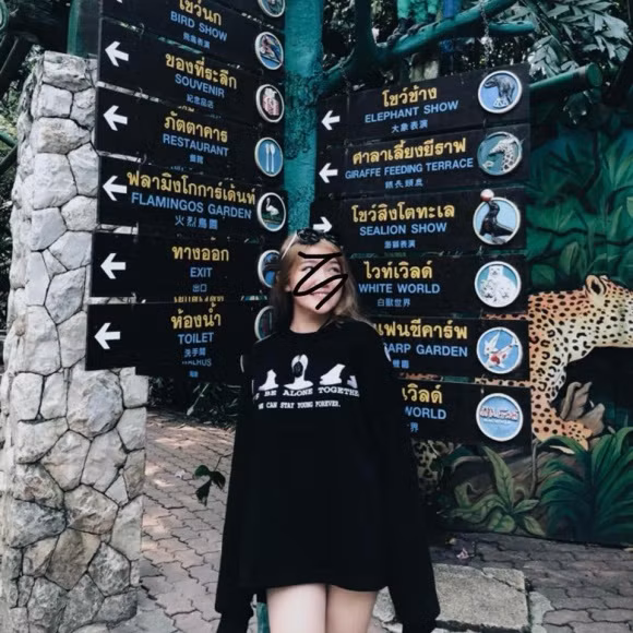 ... và cuộc sống sang chảnh nhiều người mơ ước.