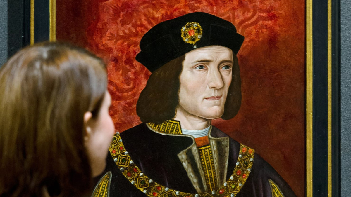 Cũng trong cuộc chiến Bosworth, Vua Richard III tử vong khi 32 tuổi. Theo đó, ông hoàng nước Anh này trị vì đất nước chỉ trong 2 năm ngắn ngủi.