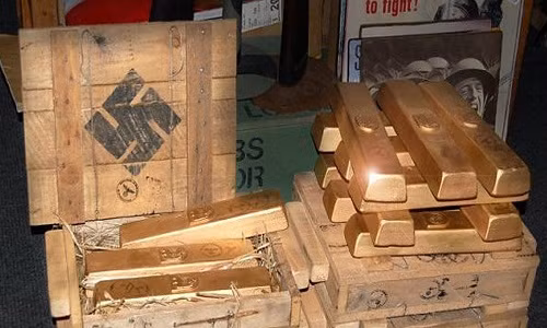 Những tù nhân này đã chôn giấu số của cải trên bên dưới hồ Stolpsee. Sau khi hoàn thành công việc, tất cả tù nhân và nhân viên phát xít Đức tham gia quá trình trên đều bị giết chết.