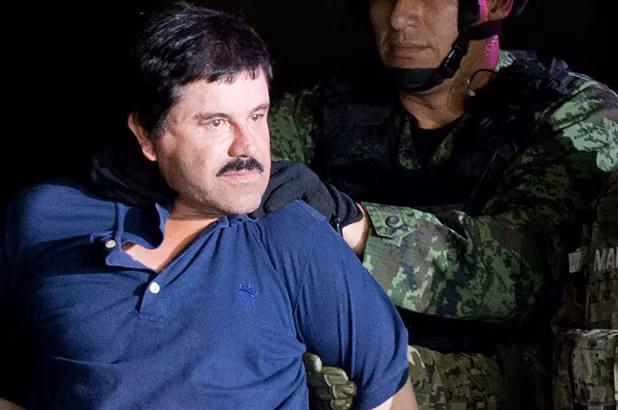 Theo giới chức trách, El Chapo điều hành ít nhất 62 hầm ở biên giới Mỹ - Mexico phục vụ việc vận chuyển và chứa ma túy.