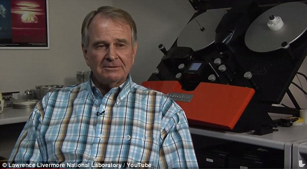 Theo các chuyên gia, nhiều thước phim ghi lại các vụ thử hạt nhân của Mỹ bị hư hỏng nặng và khó có thể phục hồi.