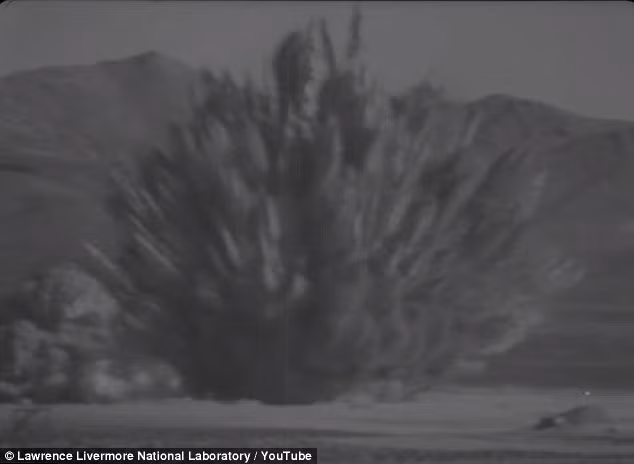 Mới đây, những thước phim về các vụ thử vũ khí hạt nhân này được Thư viện Quốc gia Lawrence Livermore (LLNL) tại California công bố sau 5 năm khôi phục.