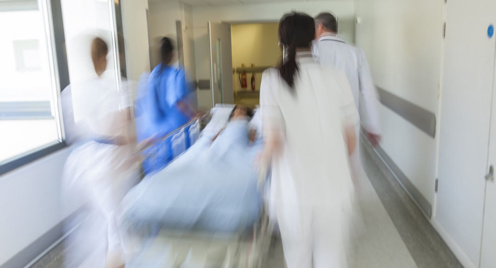 Ngay lập tức, Montoya được đưa đến bệnh viện Asturias ở Oviedo để điều trị. Cho đến nay, các chuyên gia, bác sĩ chưa thể lý giải được sự việc hy hữu này.