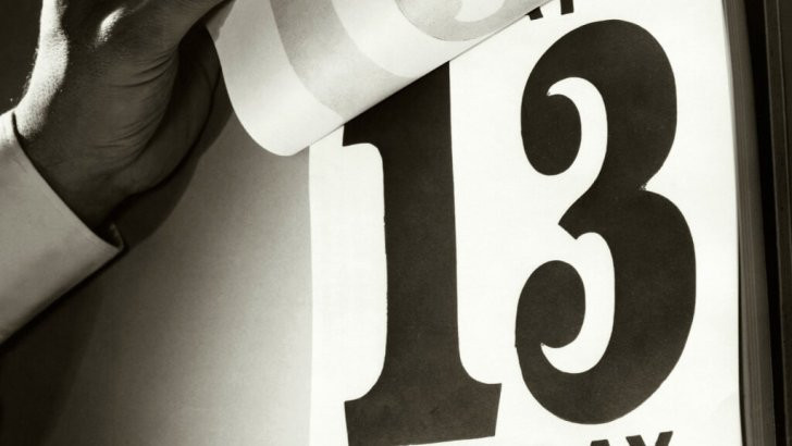 Việc tin vào những điều mê tín trên còn giúp con người cảm thấy yên tâm hơn, giảm bớt lo lắng, căng thẳng và tin tưởng vào bản thân hơn.