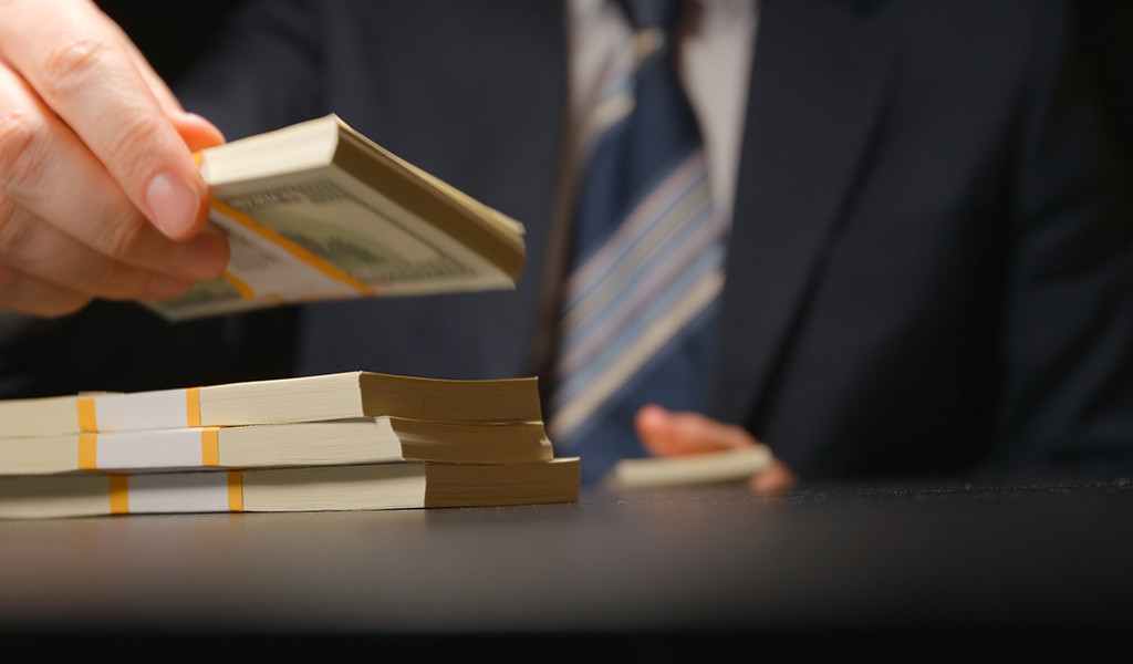 Trong thời gian từ tháng 6/2005 - 7/2012, Thái Quảng Liêu giữ chức Phó văn phòng tỉnh ủy, Cục trưởng Cảnh vệ Công an tỉnh.