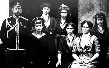 Sau khi có kết luận chính xác về danh tính, thi hài Sa hoàng Nicholas II, hoàng hậu Alexandra và 5 người con được chôn cất theo nghi lễ đầy đủ dành cho họ ở St. Petersburg.