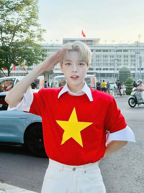 Cụ thể, Đức Phúc gửi 100 triệu đồng đến Khu điều dưỡng thương binh tâm thần kinh tỉnh Nghệ An, 100 triệu đồng đến Quỹ Vì người nghèo Trung ương - Mặt trận Tổ quốc Việt Nam và 300 triệu đồng đến Quỹ Mái ấm gia đình Việt. Ảnh: FB Đức Phúc.