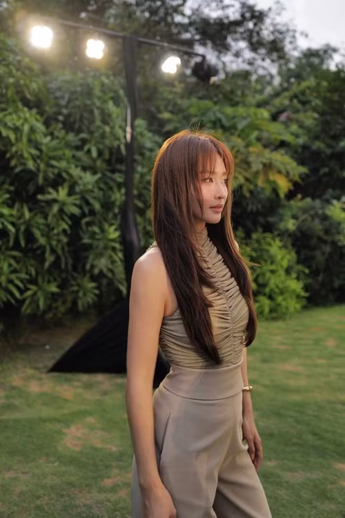 Trên trang cá nhân, diễn viên Khả Ngân vừa "xả" loạt ảnh khi tham gia một sự kiện. Ảnh: FB Khả Ngân.