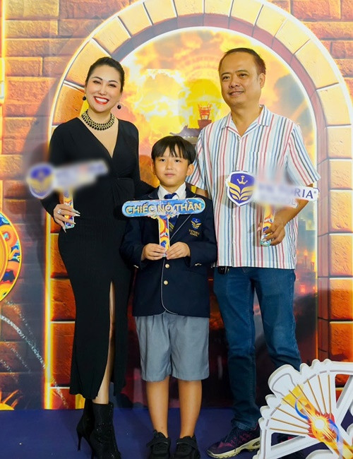 Con trai riêng của Phi Thanh Vân khá thân thiết với doanh nhân Trần Chí Phú.