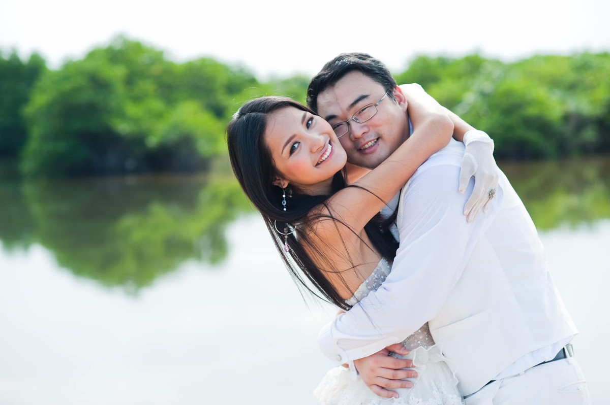 Chồng người Trung Quốc của Hương Giang hết mực yêu thương, chiều chuộng vợ con. Ảnh: FB Hương Giang.