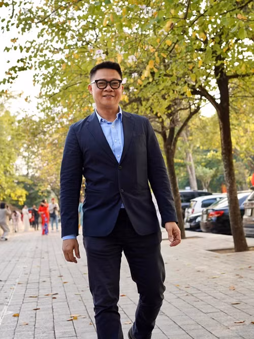 Quang Minh còn khẳng định, anh không quảng cáo sữa giả và không liên quan đến bất kỳ nhãn hiệu sữa giả nào trong đường dây gần 600 loại sữa giả đã được cơ quan chức năng triệt phá. Ảnh: FB Quang Minh.