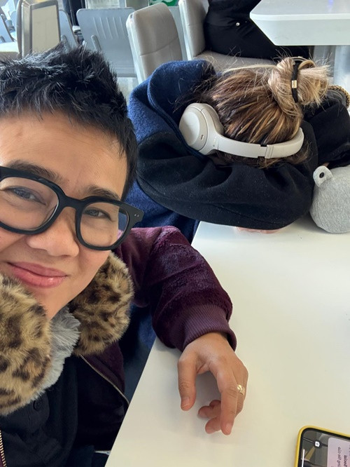 Phương Uyên từng chia sẻ trên Pháp Luật TP HCM, cô và Thanh Hà cảm thấy phải sống tốt hơn bởi được nhiều người ủng hộ chuyện tình cảm.