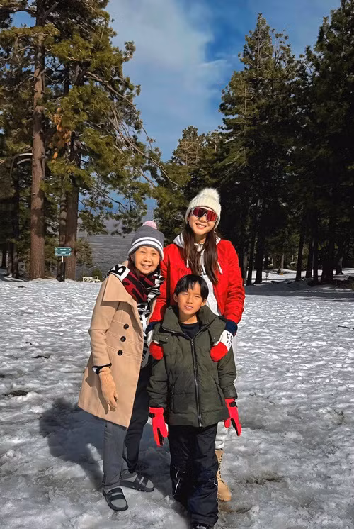 Vài năm qua, Ngọc Quyên hẹn hò một kỹ sư ngoại quốc. Tuy nhiên, gần đây, nữ người mẫu không đăng ảnh bên nửa kia hay nhắc đến người yêu.