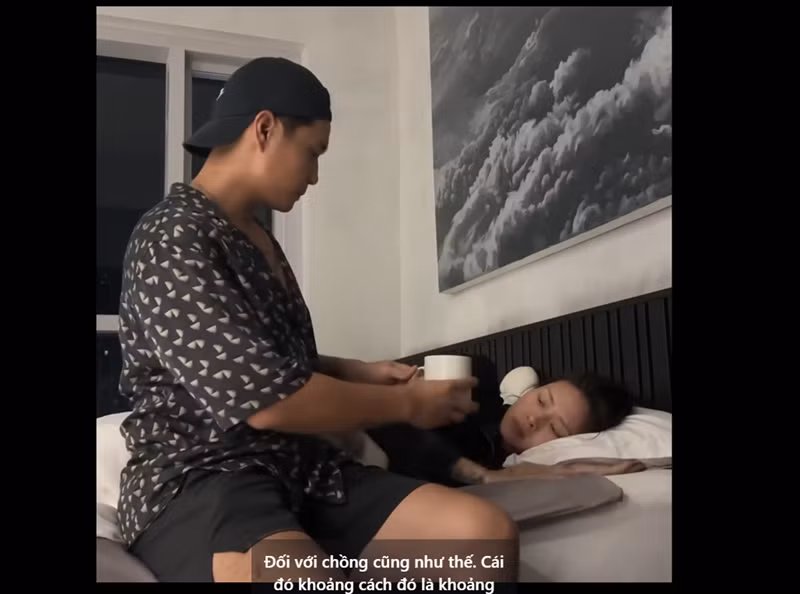 Huy Trần luôn động viên vợ khi cả hai đối mặt với thử thách lớn nhất. Cuối cùng, Ngô Thanh Vân mang bầu vào dịp Giáng sinh năm 2024.