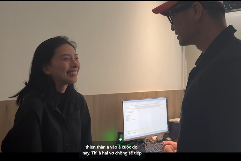 "Đả nữ" còn bày tỏ: "Thành công trong một mối quan hệ, không chỉ là những điểm sáng bên nhau, mà cả những lúc cùng nhau bước qua bóng tối. Chúng ta hãy cùng nhau tiếp tục trao yêu thương để những ngày tiếp theo là nắng ấm".