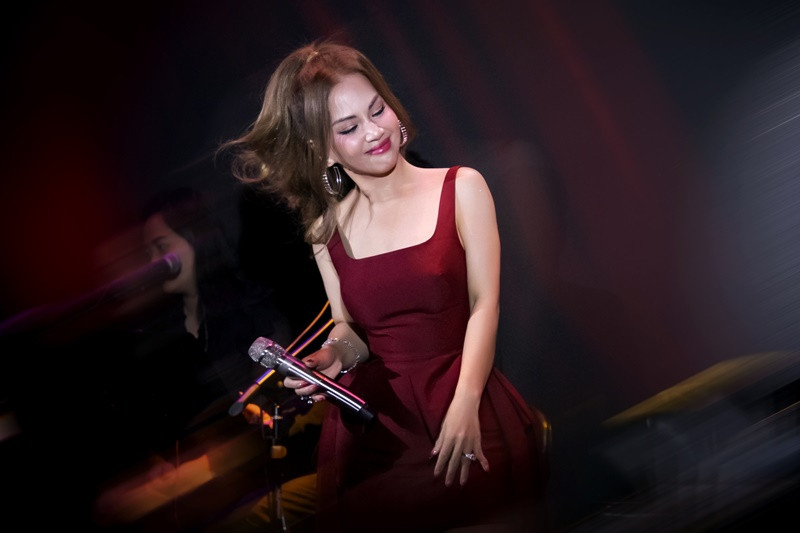  Ca sĩ Minh Tuyết đắt show trong nhiều năm qua, thuộc nhóm ca sĩ có mức cát-sê cao. Ảnh: FB Minh Tuyết.
