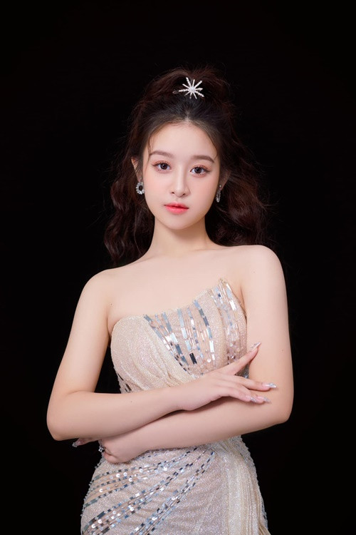 Một số khán giả cho rằng Bảo Ngọc đáng yêu, ngọt ngào như Triệu Lộ Tư, đẹp mong manh như Lưu Diệc Phi. Ảnh: FB Bảo Ngọc.