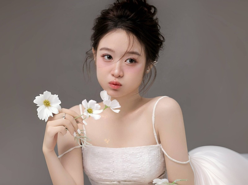 Bảo Ngọc được nhiều khán giả kỳ vọng tiến xa trong làng giải trí Việt. Ảnh: FB Bảo Ngọc.