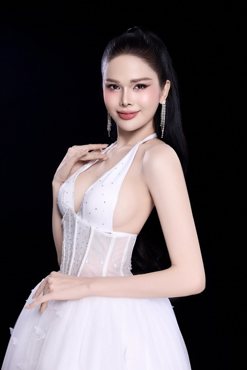 Nhiều khán giả dự đoán học trò Lê Hoàng Phương sẽ làm nên chuyện trong chung kết Hoa hậu Chuyển giới Việt Nam 2025. Ảnh: FB Hà Tâm Như.