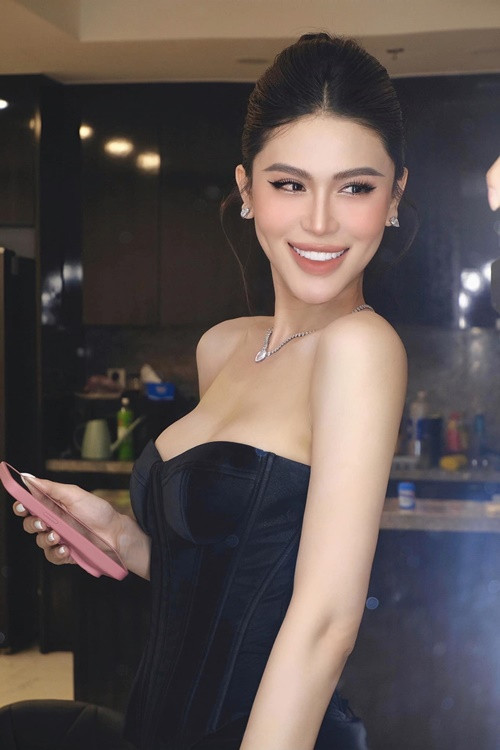 Nguyễn Thủy Tiên đang là một trong những thí sinh nổi bật ở cuộc thi Hoa hậu Chuyển giới Việt Nam 2025. Cô tốt nghiệp khoa Luật tại trường Đại học Văn hóa Hà Nội. Ảnh: FB Thủy Tiên.