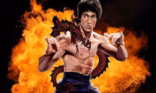 Một điều thú vị đó là huyền thoại võ thuật Lý Tiểu Long sinh vào năm rồng, ngày rồng và giờ rồng. Đặc biệt hơn đó là biệt danh của huyền thoại võ thuật này là con rồng nhỏ.