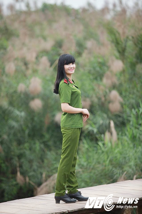 Gap go nu canh sat Hai Phong da tai cuc xinh-Hinh-3