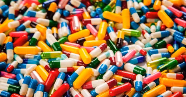 1. Làm thuốc con nhộng từ nhau thai. Năm 2012, Hàn Quốc thu giữ hàng ngàn viên thuốc làm từ nhau thai. Cụ thể, số thuốc con nhộng này do các nhà máy ở Trung Quốc sản xuất từ xác chết trẻ sơ sinh gây rúng động dư luận. Kết quả kiểm tra của các nhà khoa học chỉ ra rằng, 99,7 % thành phần chứa trong thuốc phù hợp với ADN của con người.