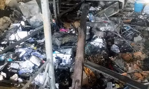 Ky tuc xa sinh vien boc chay du doi sau tieng no lon