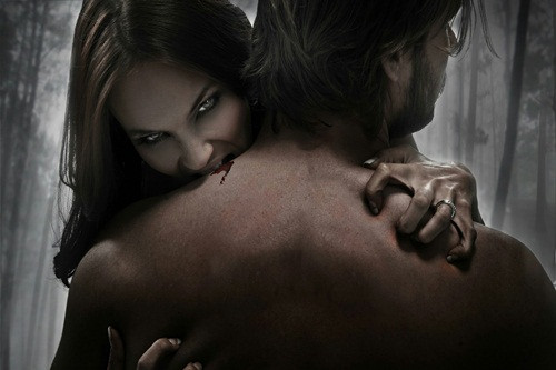 Ma cà rồng là một trong những sinh vật được biết đến trong nhiều nền văn hóa với những tên gọi khác nhau. Điểm chung về ma cà rồng của các nước đó là sinh vật này luôn thèm khát máu người và có khả năng thay đổi hình dạng.