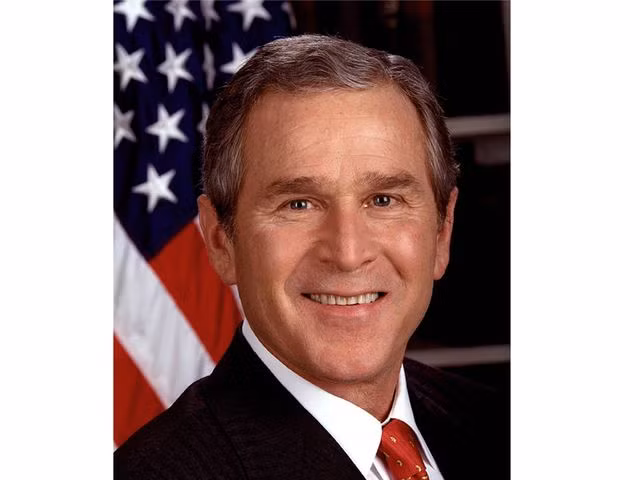  Tổng thống Mỹ George W. Bush trở thành ông chủ Nhà Trắng trong 2 nhiệm kỳ liên tiếp từ năm 2001 - 2009.