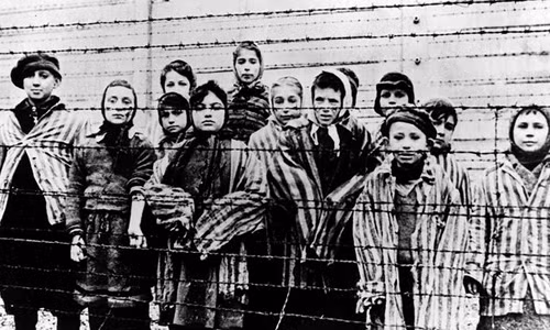 Theo ước tính, 1,1 triệu người bị giết hại tại trại tử thần Auschwitz trong hơn 4 năm "địa ngục trần gian" này tồn tại.