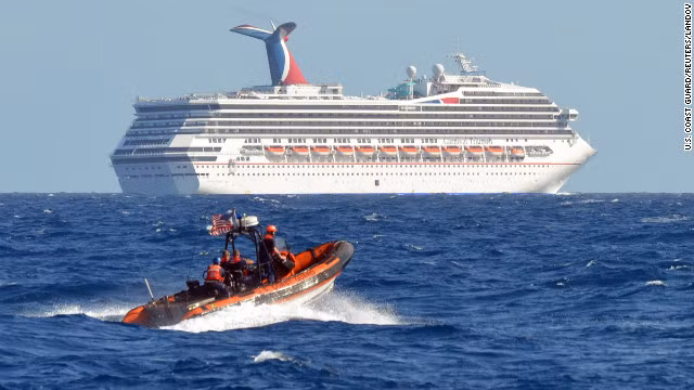 Do vậy, tàu Carnival Triumph trôi dạt trên biển ngoài khơi Mexico trong 2 ngày trước khi được cứu hộ. May mắn là toàn bộ hành khách và thủy thủ đoàn vẫn bình an.