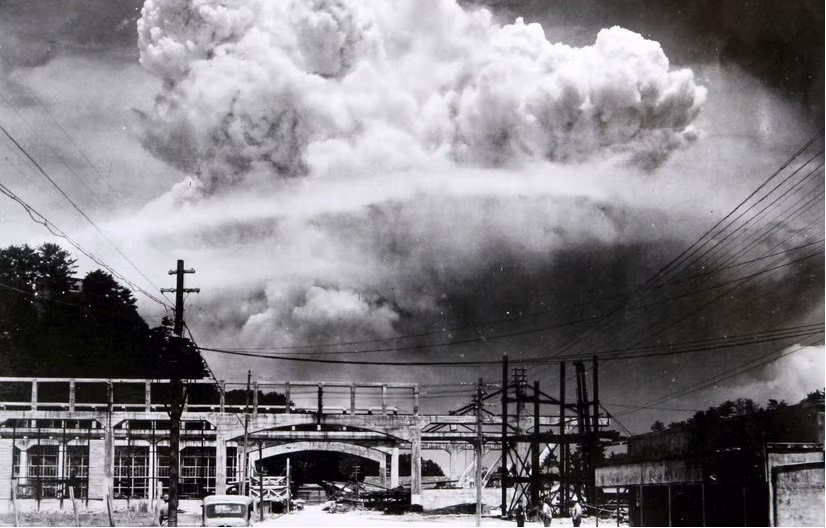 Mỹ đã thả 49 bom "bí ngô" xuống Nhật Bản khiến 400 người thiệt mạng và hơn 1.200 người khác bị thương trước khi thả bom hạt nhân xuống Hiroshima và Nagasaki.