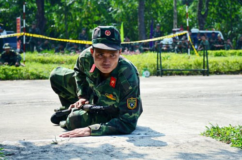 Các đoàn tham gia tranh tài tại Hội thao Binh chủng Công binh đến hết ngày 30/9 ở 7 bộ môn như: bắn súng AK bài 1, bắn súng ngắn K54 bài 1, bơi vũ trang, cầu lông, bóng chuyền, bóng bàn và quần vợt.