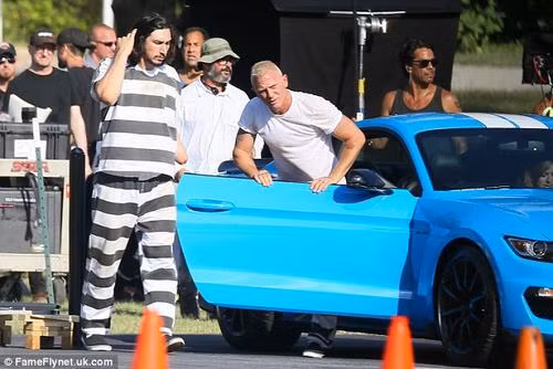 Lo anh cuc phan dien cua tai tu 007 Daniel Craig-Hinh-4