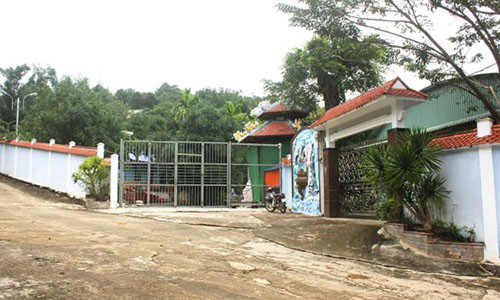 Dung thao do biet phu cua dai gia vang tren nui Hai Van?