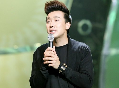 MC Trấn Thành.