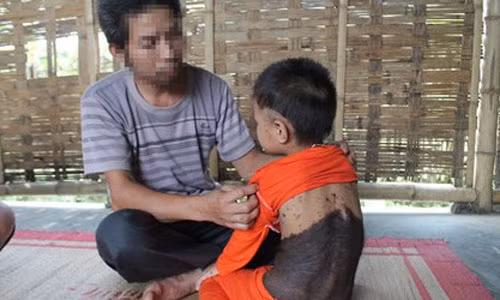 Anh H.V.G bên con gái.