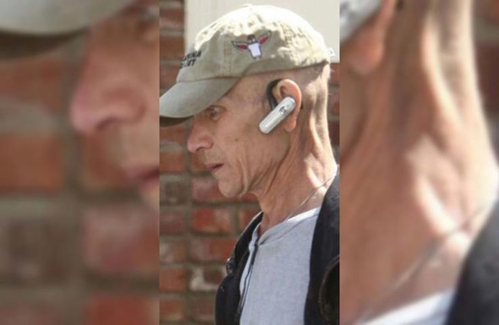 Diễn viên kiêm nhà soạn nhạc người Mỹ Patrick Swayze bị mắc bệnh ung thư tuyến tụy và qua đời vào ngày 14/9/2009. Bức ảnh này được chụp vài giây trước khi ông chết.